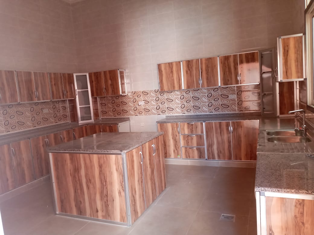 Kitchen Cabinet - Photo 38