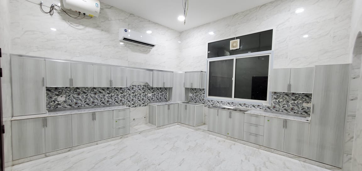 Kitchen Cabinet - Photo 42
